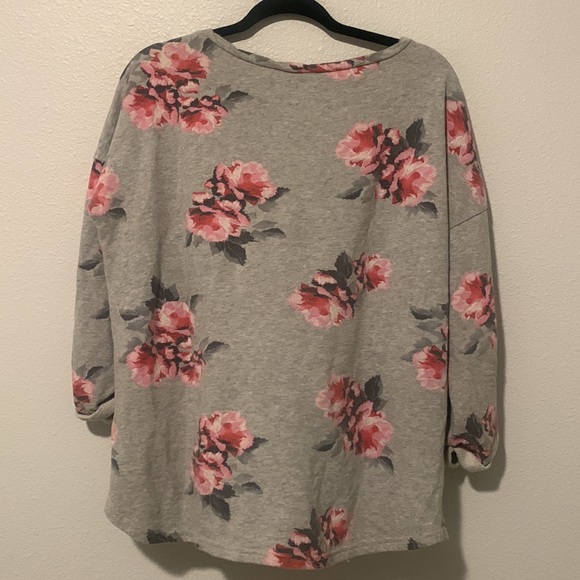 ASO Lydia Martin H&M Floral Sweater - Picture 4 of 5